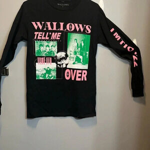 2022 wallows tell me that that it’s over tour long sleeve size small official